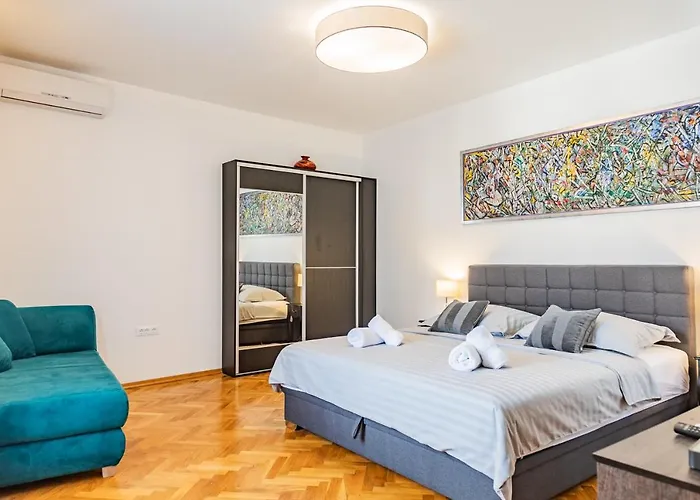 Ivan Apartment Split